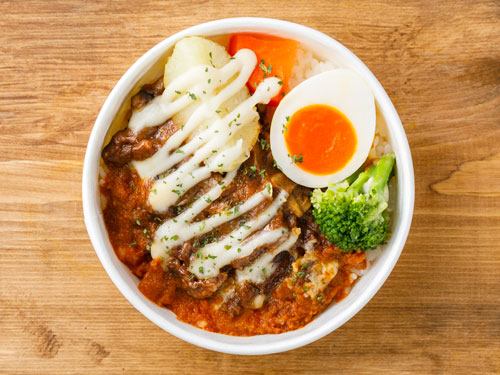 国産牛のビーフストロガノフドリア